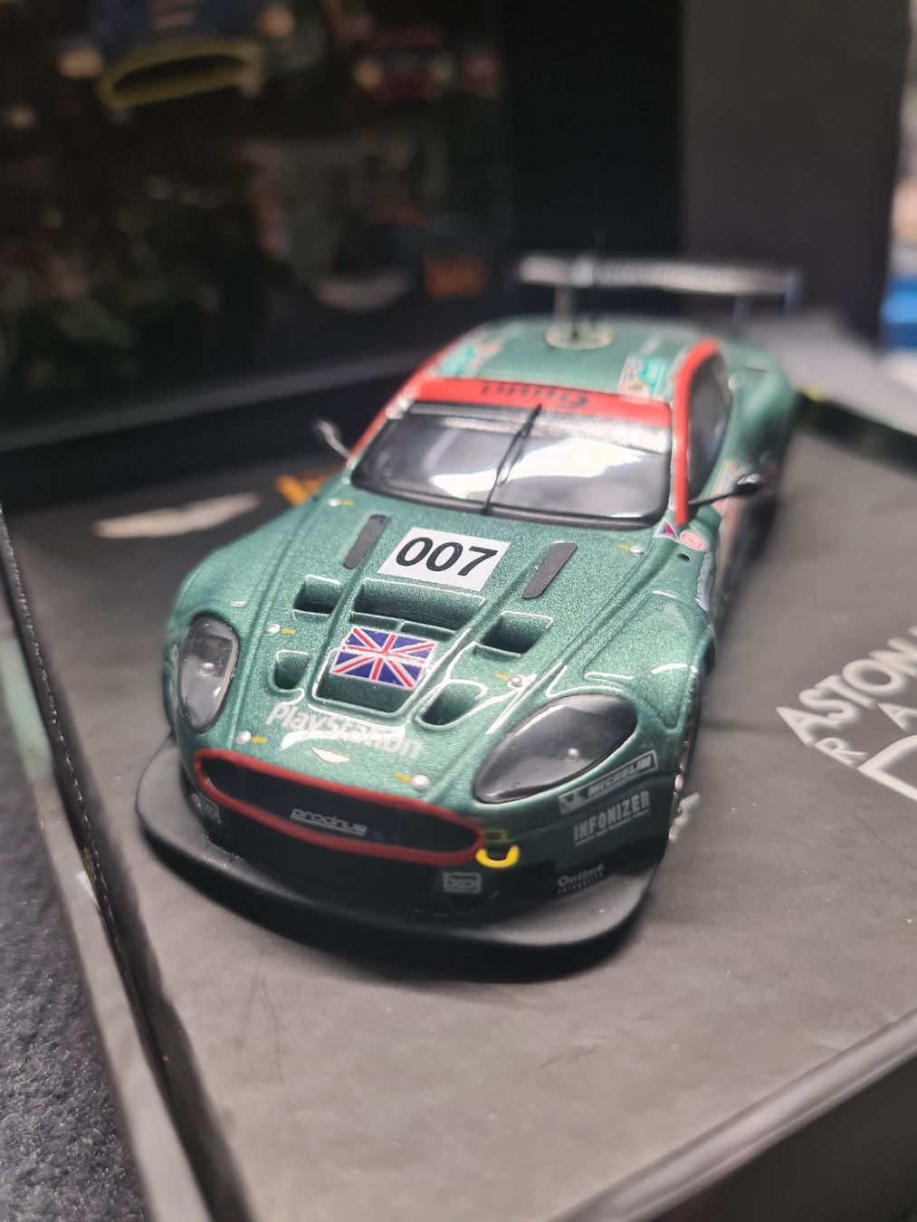 IXO Modellini d'auto: ixo.Aston Martin Racing DBR9 Le Mans 2006 – Usato da Wetzikon ZH venduto da AmacherM 2