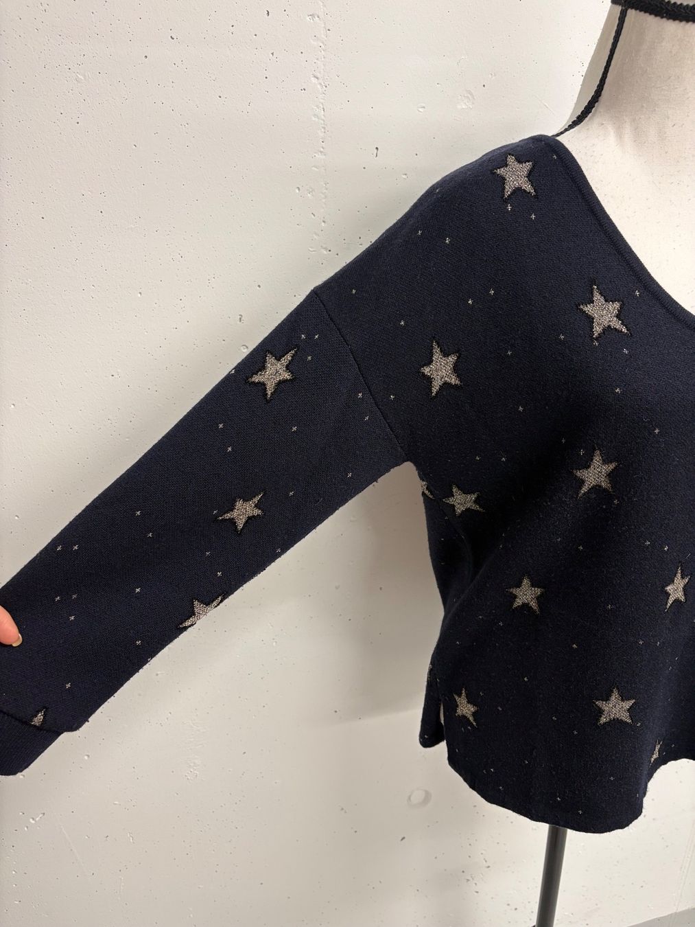 Pullover & Sweatshirts: Leo&Ugo Pullover blau mit Sternen Gr. 38 Wolle Strick – Gebraucht aus Regensdorf von secondchancefashion 1
