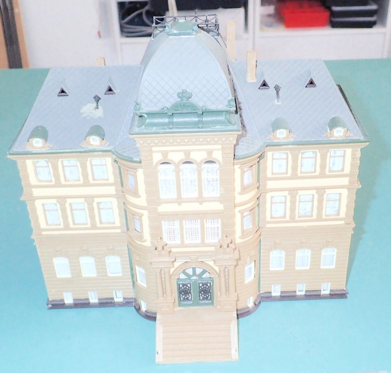 Façade De Bâtiment FALLER / KIBRI Pour Maquette De Ville (garage, Cour, Maison), Occasion Bon état