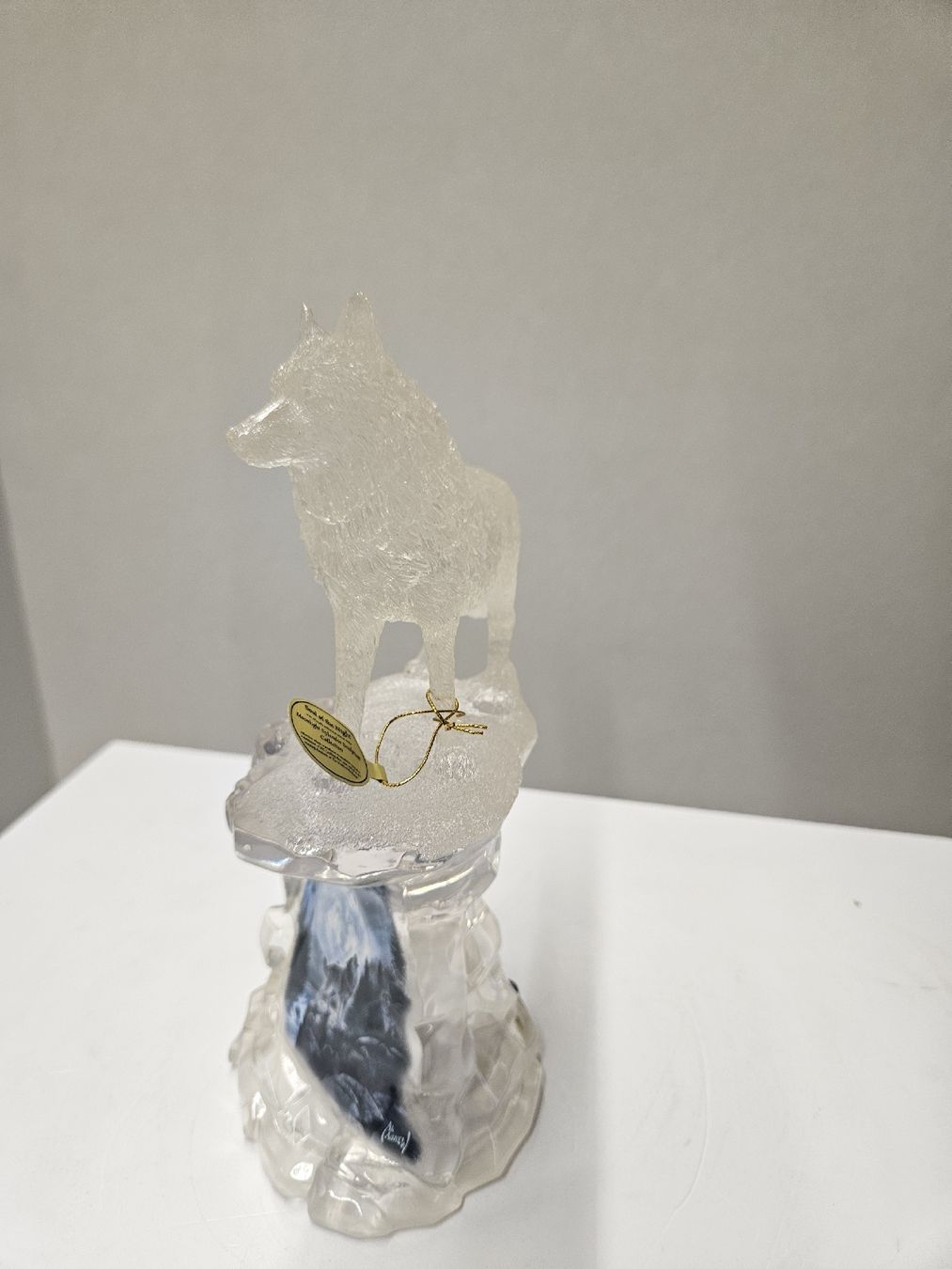 Figurines: Wolf Figur mit Leuchtfunktion – Neuf avec emballage d'origine à Dielsdorf par Kenan997