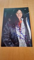 Ken Hensley - Originalautogramm auf Foto in Farbe
