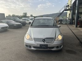 Mercedes-Benz A 170 Limousine grau-met. 5-türig CH-Fahrzeug