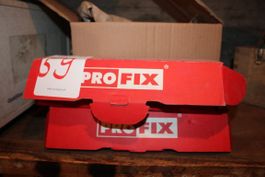 Posten mit Befestigungsmaterial (Lot 59) 6017 Ruswil