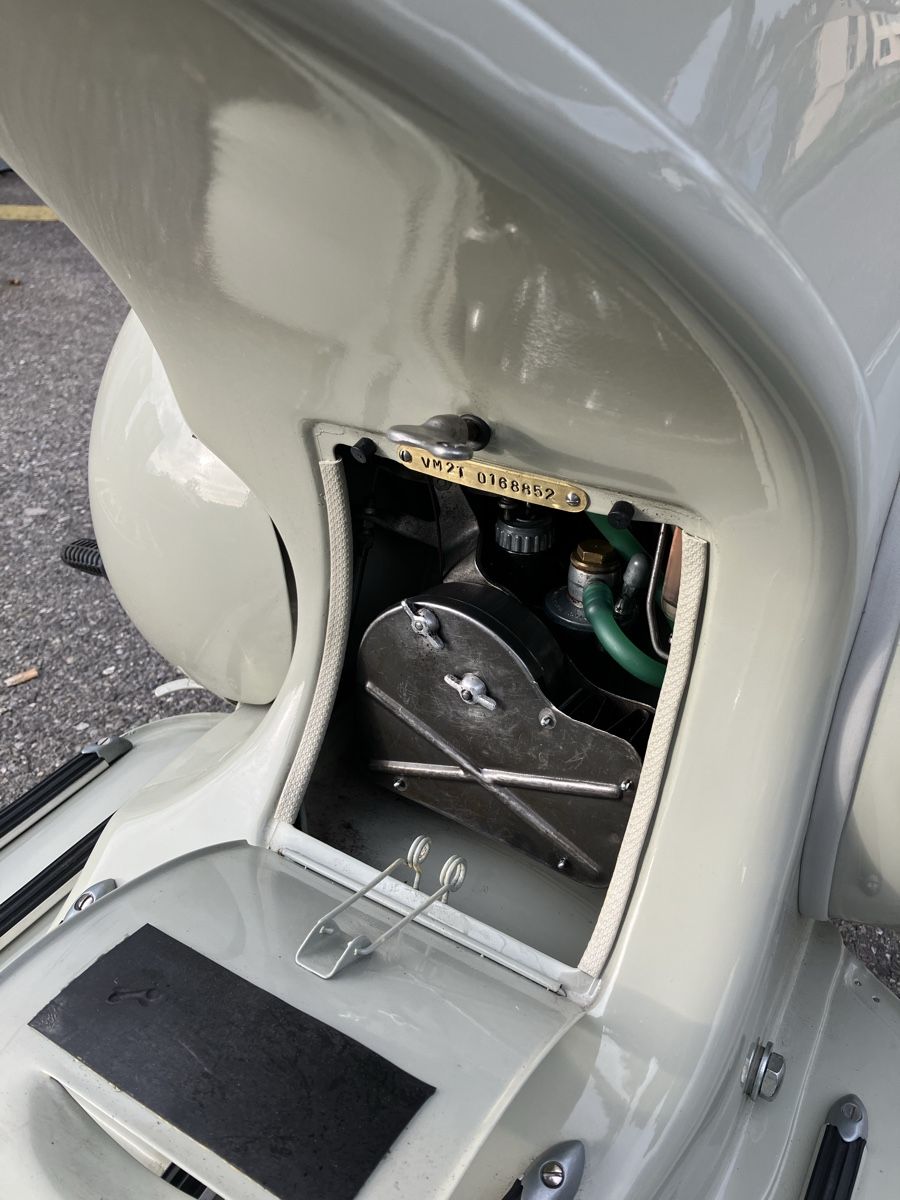 Piaggio Strada: Vespa Faro Basso VM2T 1956 – Usato da Spiez venduto da Antonio19610 2