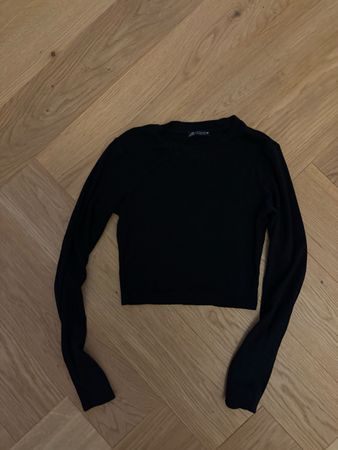 Zara Basic Longsleeve cropped Schwarz, Gr. S, Top Zustand!
