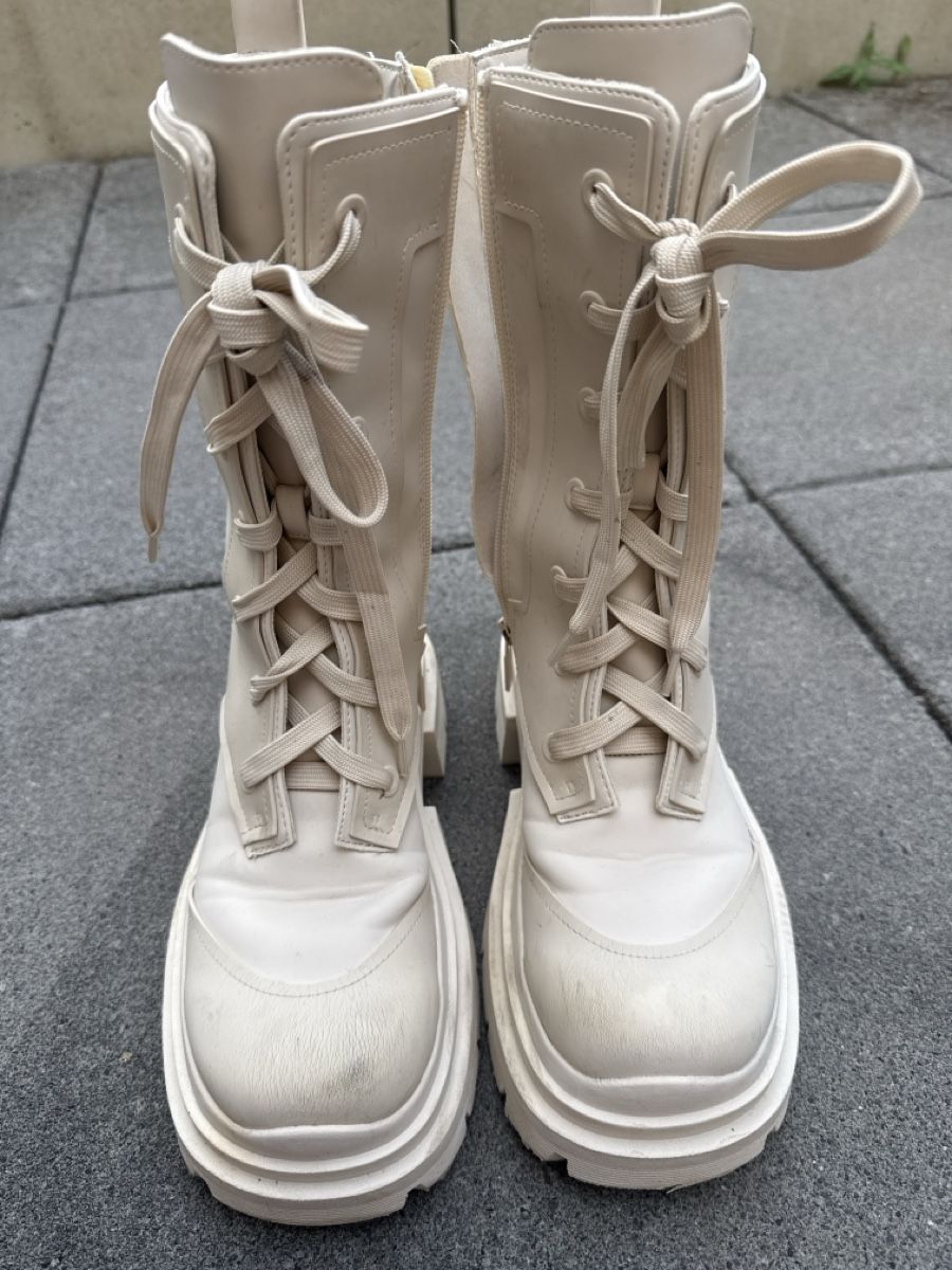 Zara Damenschuhe: Zara Boots – Gebraucht aus Volketswil von van_rlv9 1