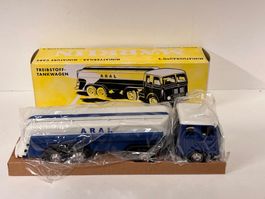 Märklin 18032 Mercedes ARAL Treibstoff Tankwagen H0