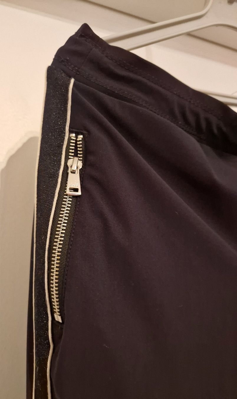 Hosen: Hose von Qui Gr. 38 d'blau – Gebraucht aus Stallikon von sale-trade 1