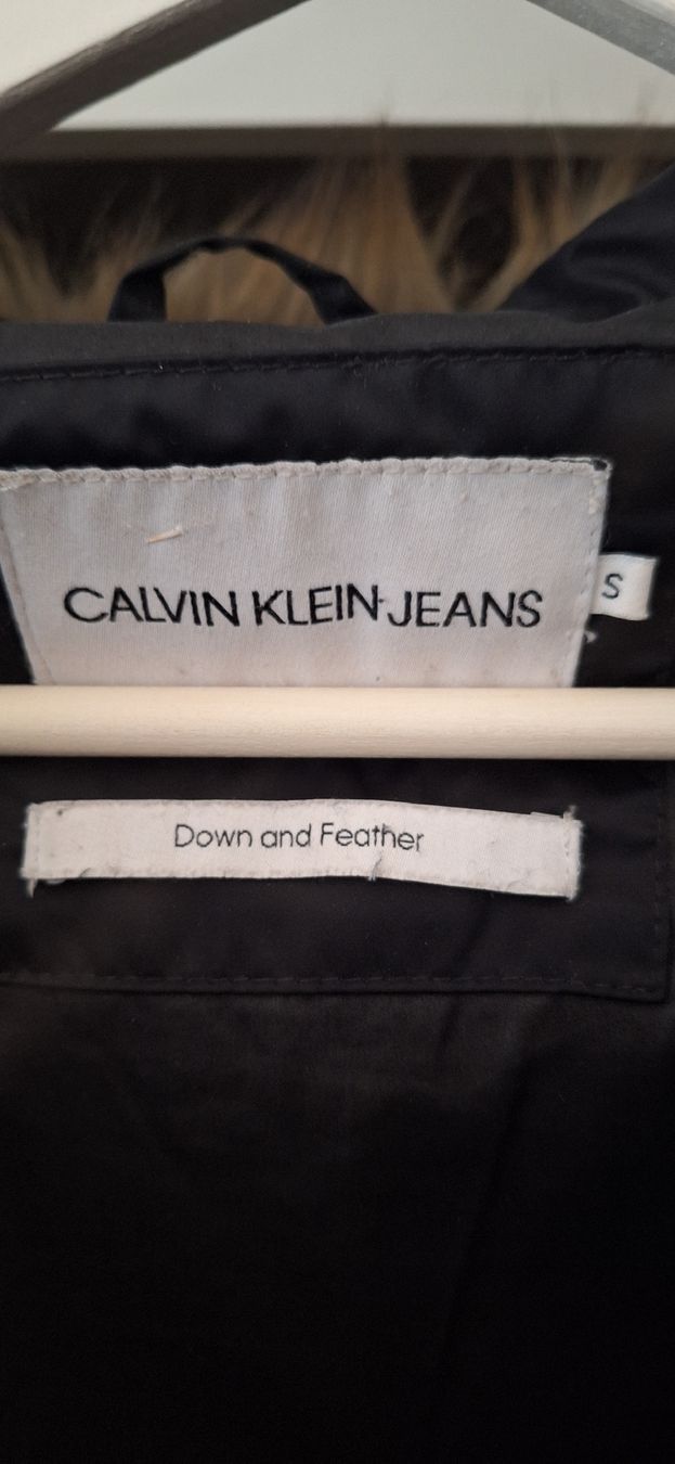 Calvin Klein Cappotti: Calvin Klein Daunenmantel – Usato da Mumpf venduto da SwissDi 3