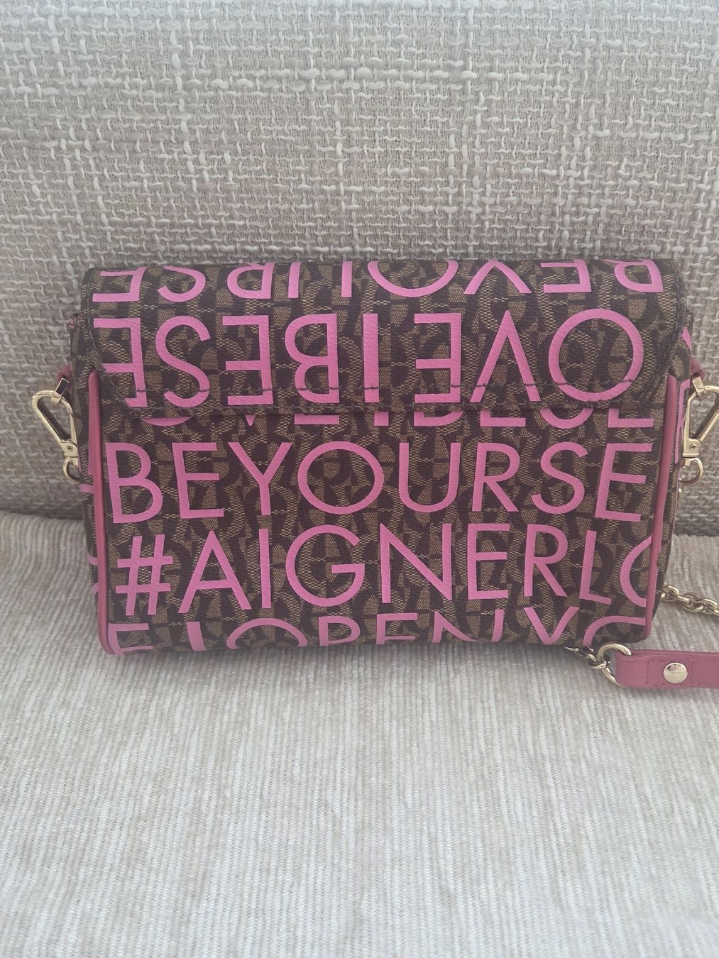 Aigner Taschen für Damen: Aigner Vintage Ledertasche – Gebraucht aus Forch von nbi_7srt 1