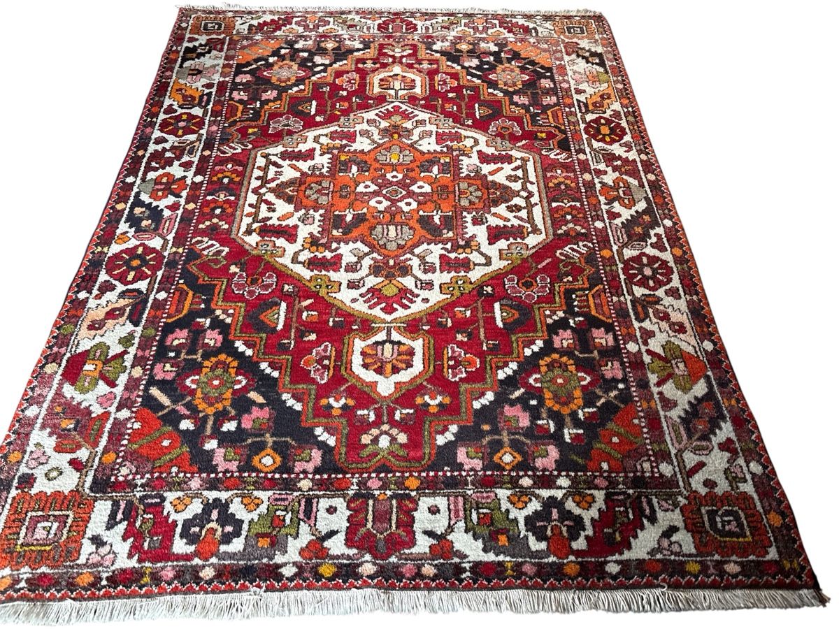 Tappeti: Fabelhafter Handgeknüpfter Bakhtiar Perserteppich – Usato da Bennau venduto da Mayer_Carpets