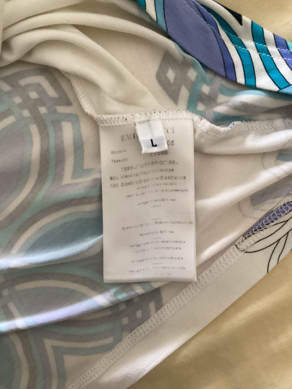 T-shirt: Emilio Pucci Shirt Top – Usato da Magadino venduto da sylvierosa 7