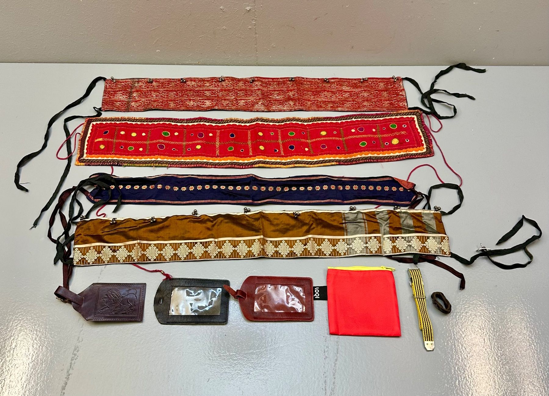 Gürtel: DAMEN ACCESSOIRES DIV AB 1.- !!! – Gebraucht aus Zürich von NIKI777