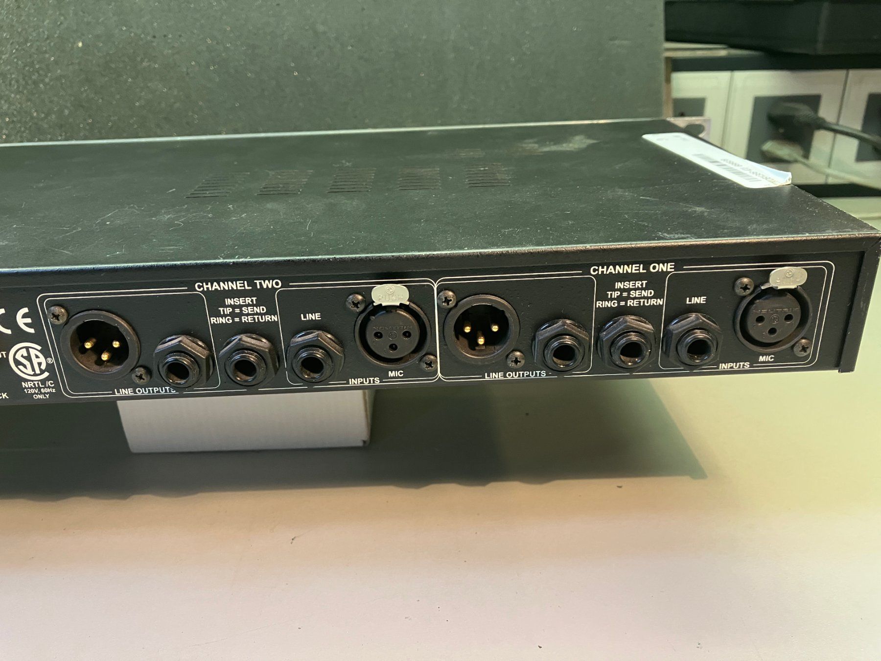 Dbx Studioequipment: DBX 386 – Gebraucht aus Bussigny von  2