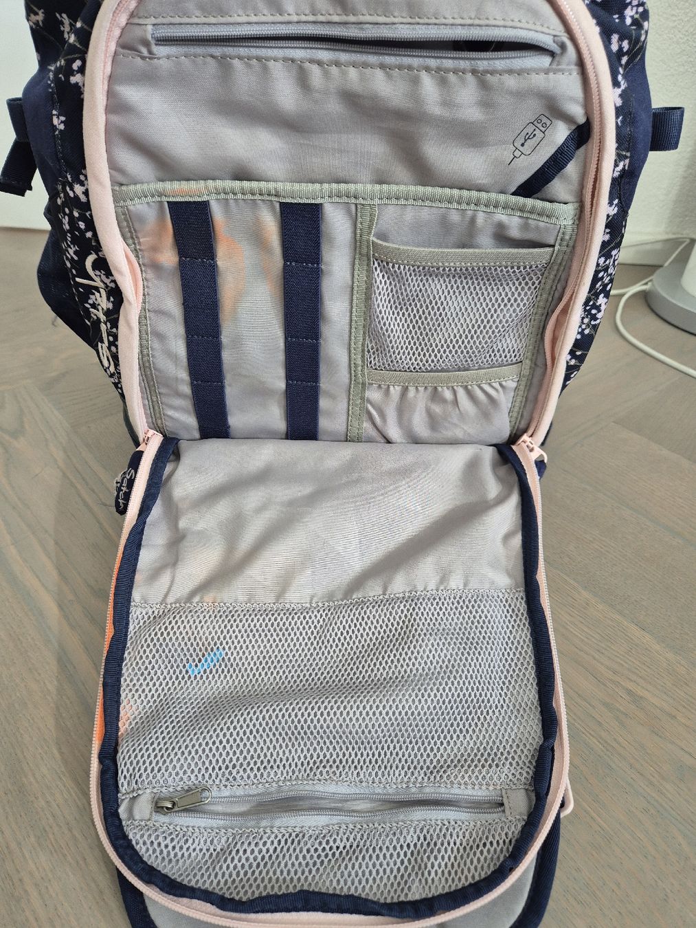 Satch Borse & Zaini: Satch Schulrucksack Mädchen – Usato da Grenchen venduto da gsx-r02 3