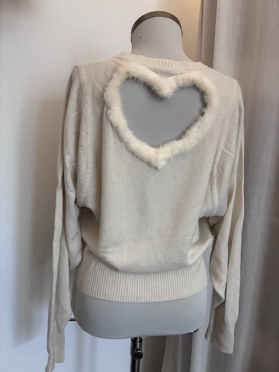 Max & Moi Pullover & Sweatshirts: Max Moi Pullover cremeweiss Herz Ausschnitt hinten M – Neu (gemäss Beschreibung) aus Bäretswil von Viechel 1