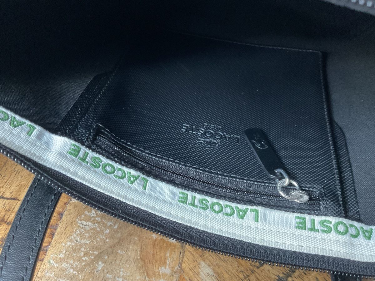 Lacoste Taschen für Damen: Lacoste klassische kleine schwarze Handtasche – Gebraucht aus Bachenbülach von Sybeco 4