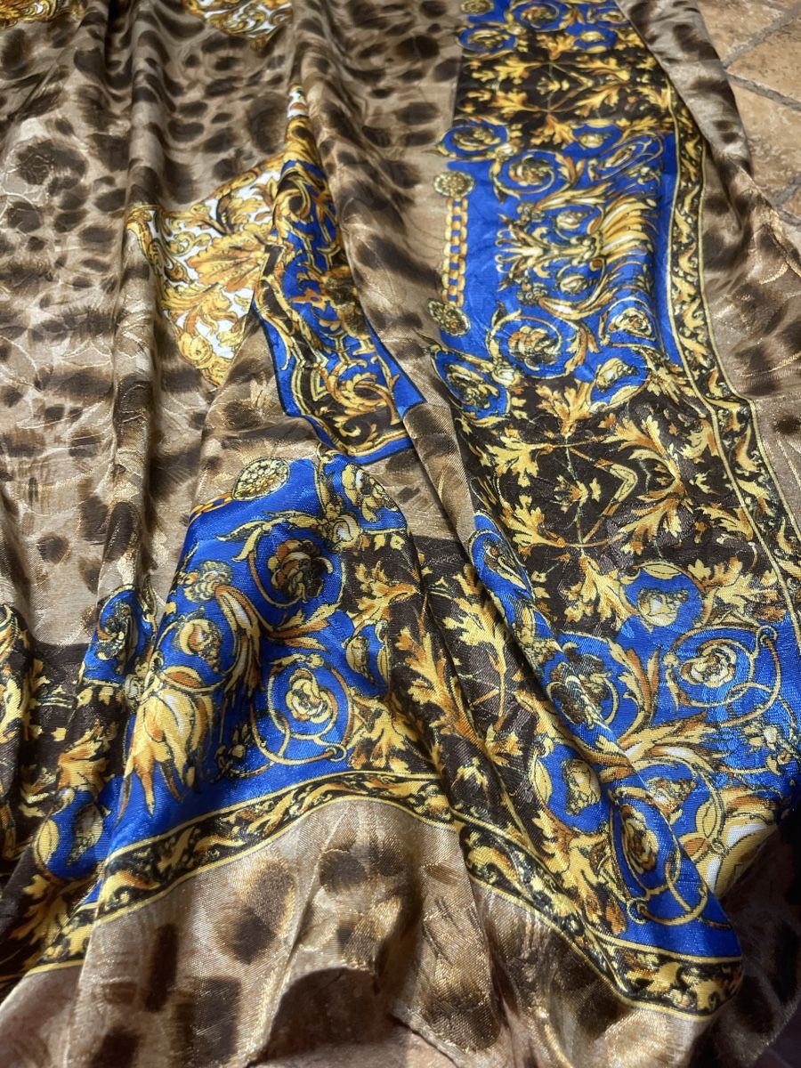 Foulards, Tücher & Schals: Sciarpa fantasia leopardata e barocca blu oro – Neu (gemäss Beschreibung) aus Gordevio von LanaZimm 5