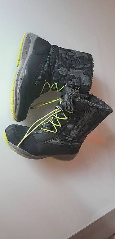 Scarpe da donna: Stivaletti  invernali  – Usato da Arzo venduto da xab_5tf5 1