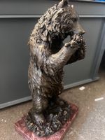 Grosse Bärenfigur Bronze auf Marmorsockel seltene