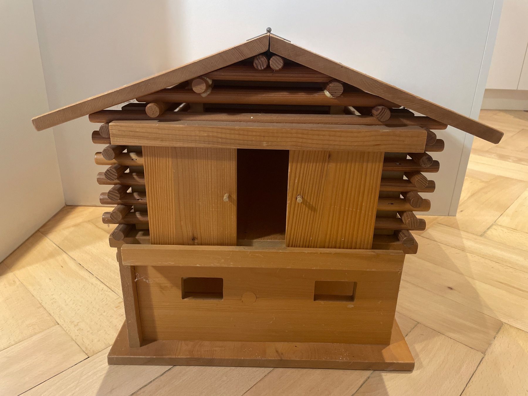 Spielzeuge: Grosser massiver alter Holz Spielstall – Gebraucht aus Frasnacht von GracyStore 2