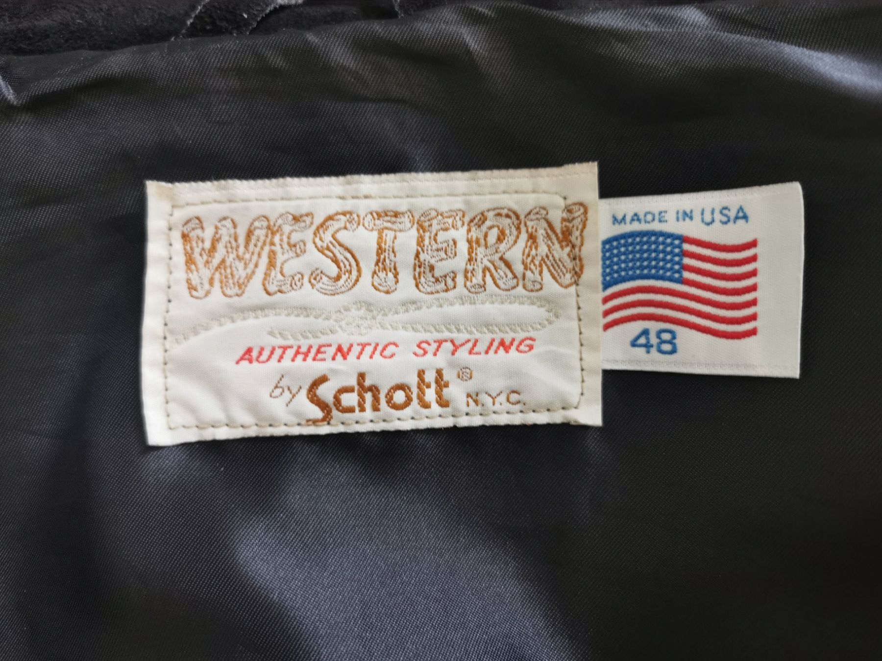 Giacche: Wildleder Fransenjacke, Grösse M – Usato da Winterthur venduto da Lonpos1