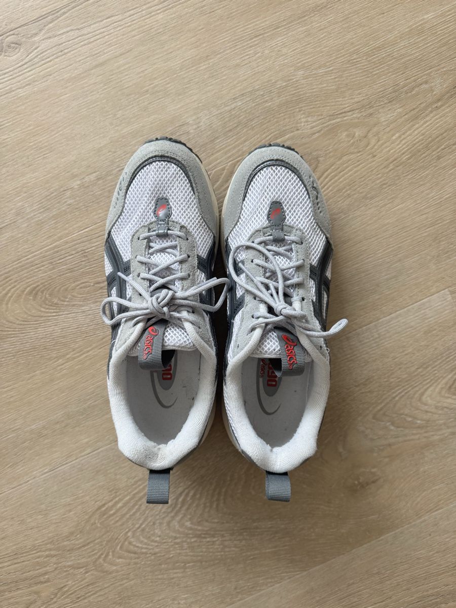 Asics Herrenschuhe: Asics 1090v2 Sneaker, Gr. 40.5 – Neu (gemäss Beschreibung) aus Altstätten SG von dnys