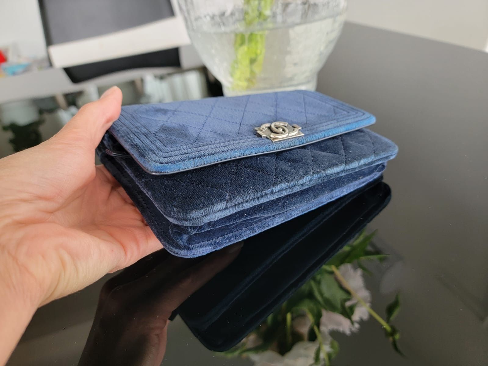 Chanel Borse da donna: Chanel WOC aus Samt – Usato da Wädenswil venduto da lisibit 4