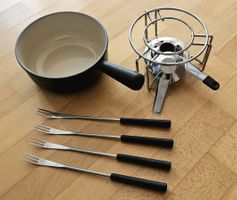 Le Creuset Caquelon  (neuwertig) & Set, bis 29/10, dann weg.