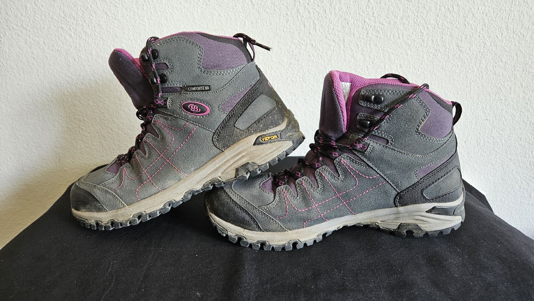 Scarpe da donna: Wanderschuhe Brüttig Grösse 40.5 Damen  – Usato da Ettingen venduto da samiba 3