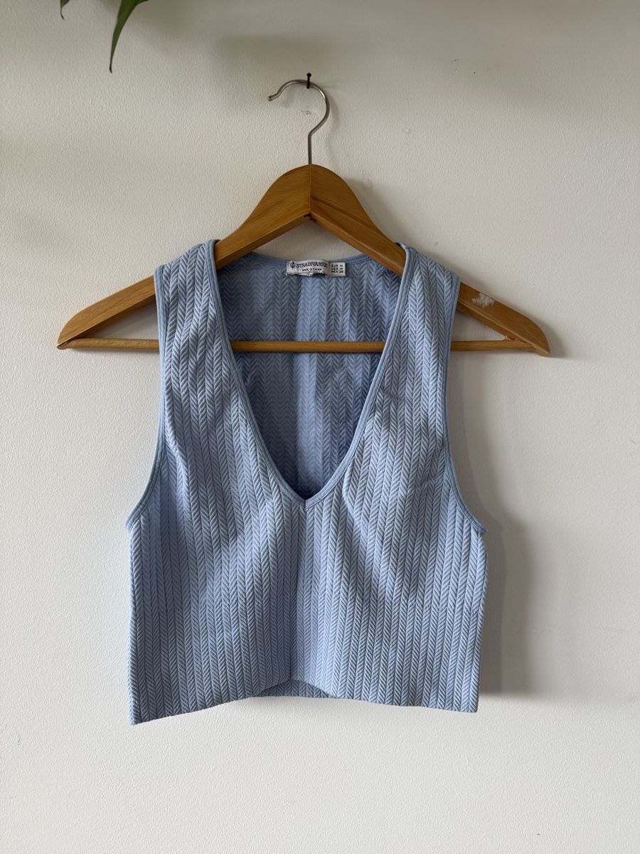 Stradivarius Top: Crop top bleu Stradivarius taille M bon état – Usato da Cormondrèche venduto da ali_9zh5