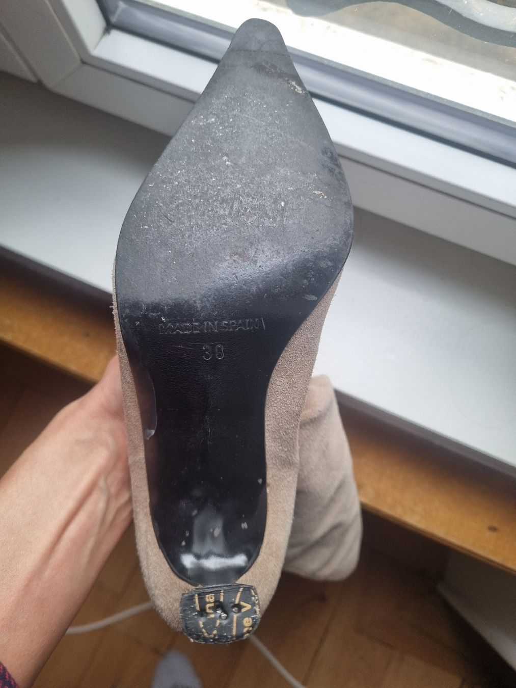 Damenschuhe: Bottes en daim beige clair, pointure 38 – Gebraucht aus Peseux von Seven_life 3