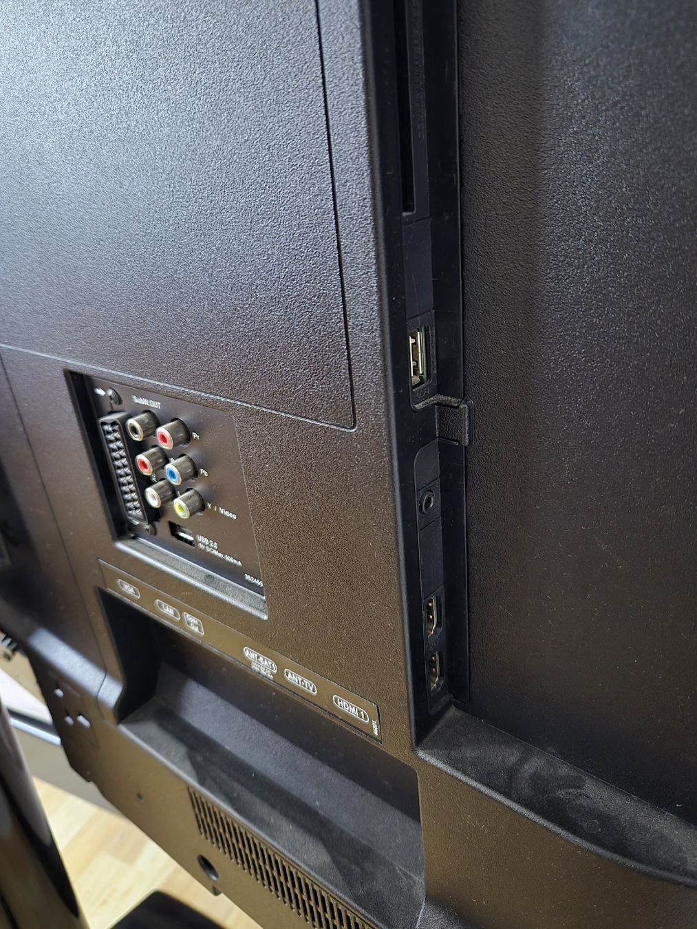 JVC Fernseher: Alter JVC Fernseher   – Gebraucht aus Morissen von liv_8jfy 1