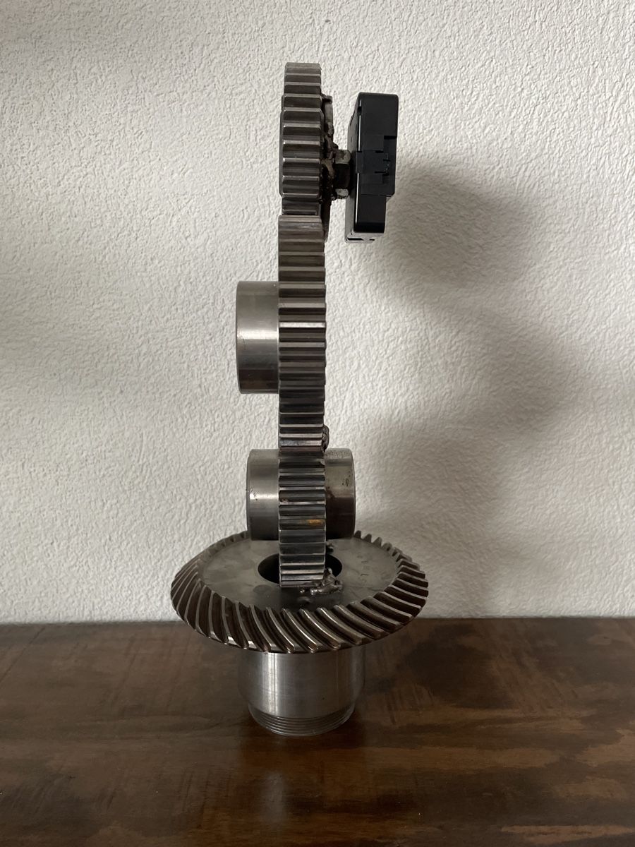 Orologi da terra & Orologi da parete: Horloge originale faite à la main - Design industriel – Usato da Dombresson venduto da Bru-Way.WE.co 2