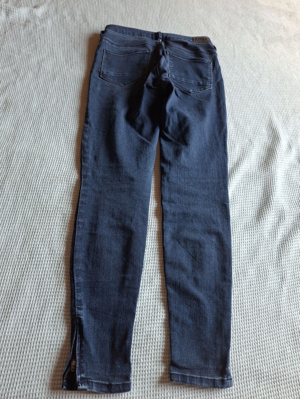 Only Jeans: Pantalon jeans bleu taille 34 marque Only  – Gebraucht aus Villiers von san_jn5w 5