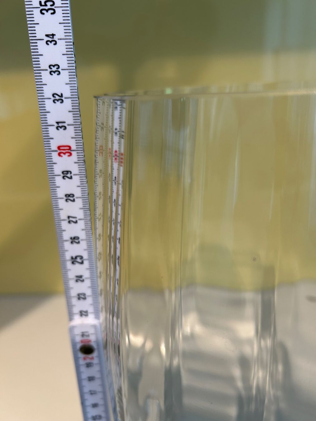 Vasen & Gefässe: Grosse Blumenvase aus Glas transparent – Neu (gemäss Beschreibung) aus Zürich von Evo-9 2