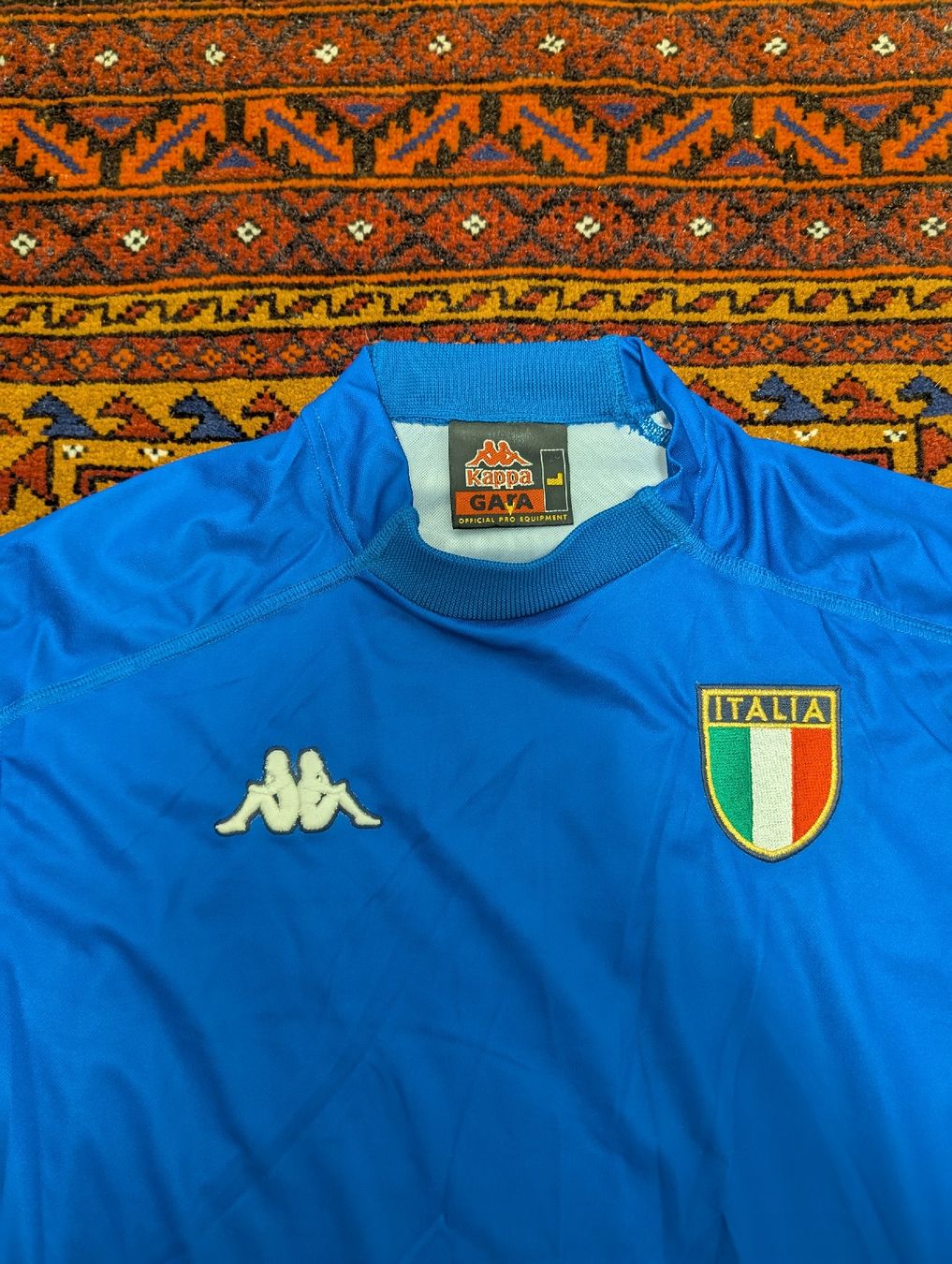 Kappa Canottiere & Pantaloni: Italia Heim Trikot 1999/2000 – Usato da Biel/Bienne venduto da Second_Chance_Biel 1