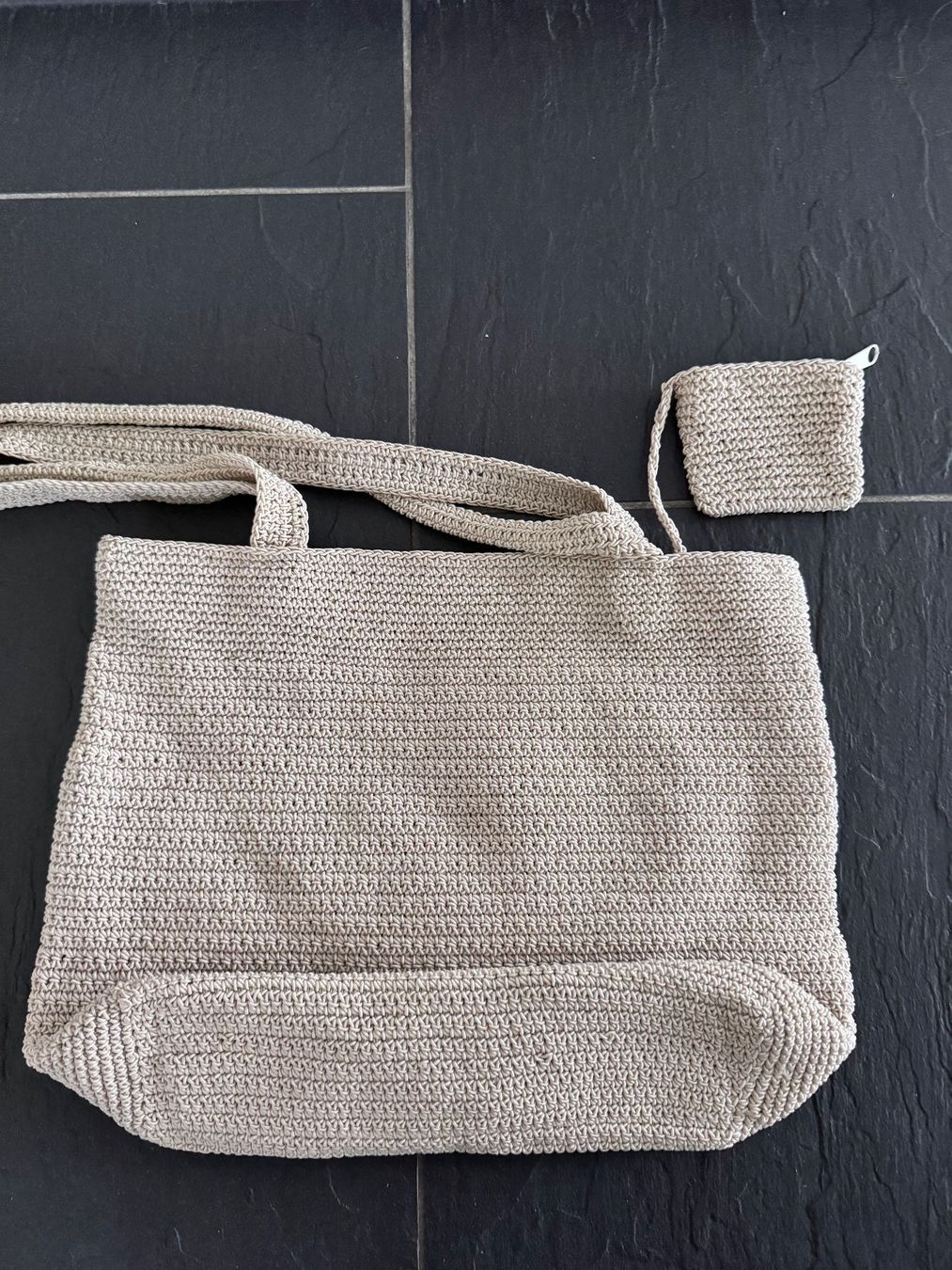 Sacs femmes: gehäkelte Umhängetasche beige – Neuf (Voir description) à Montlingen par timolino12 2