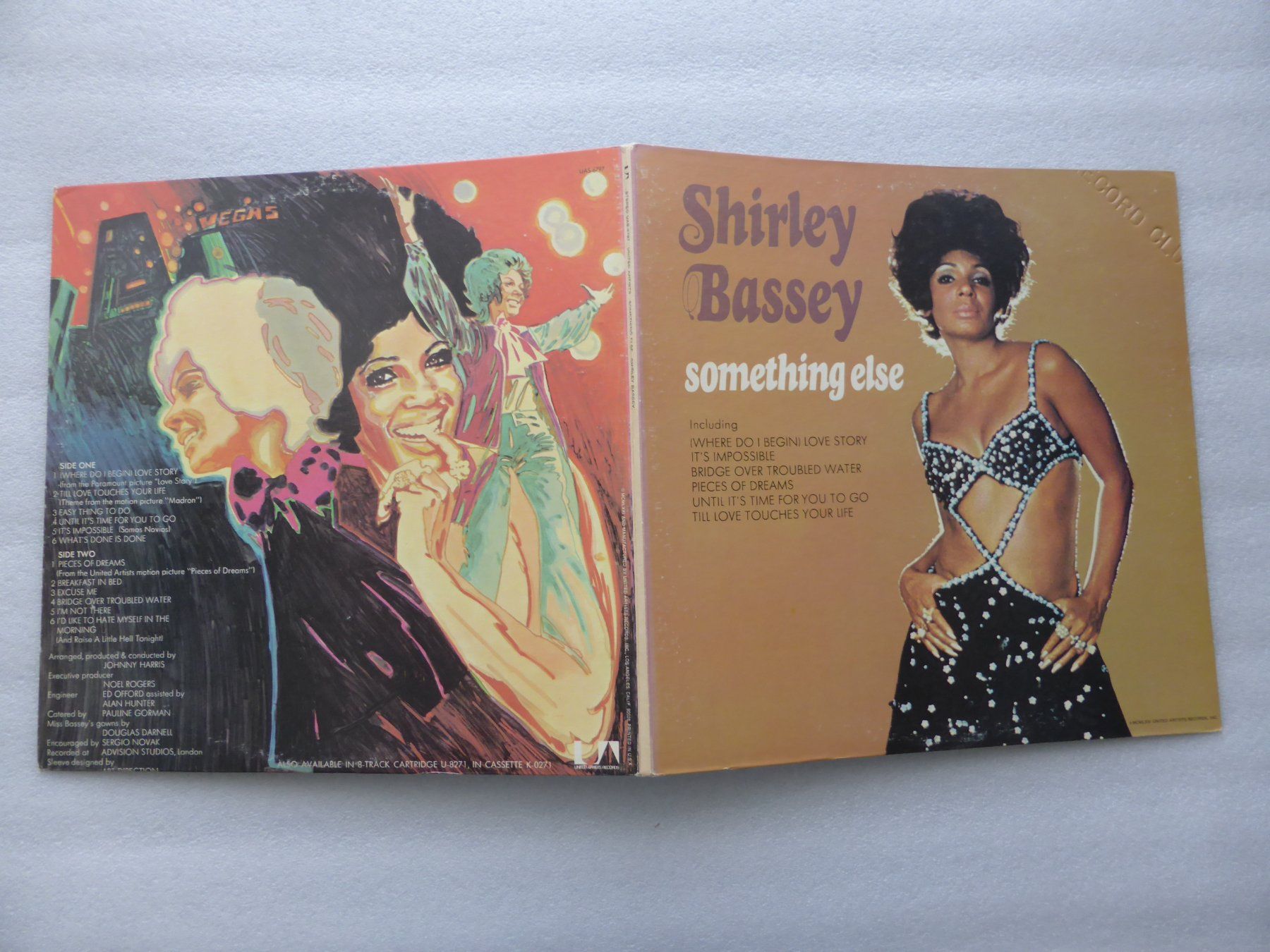 Dischi in vinile: VINYL  LP  SHIRLEY BASSEY – Usato da Küssnacht am Rigi venduto da Sunnestrahl