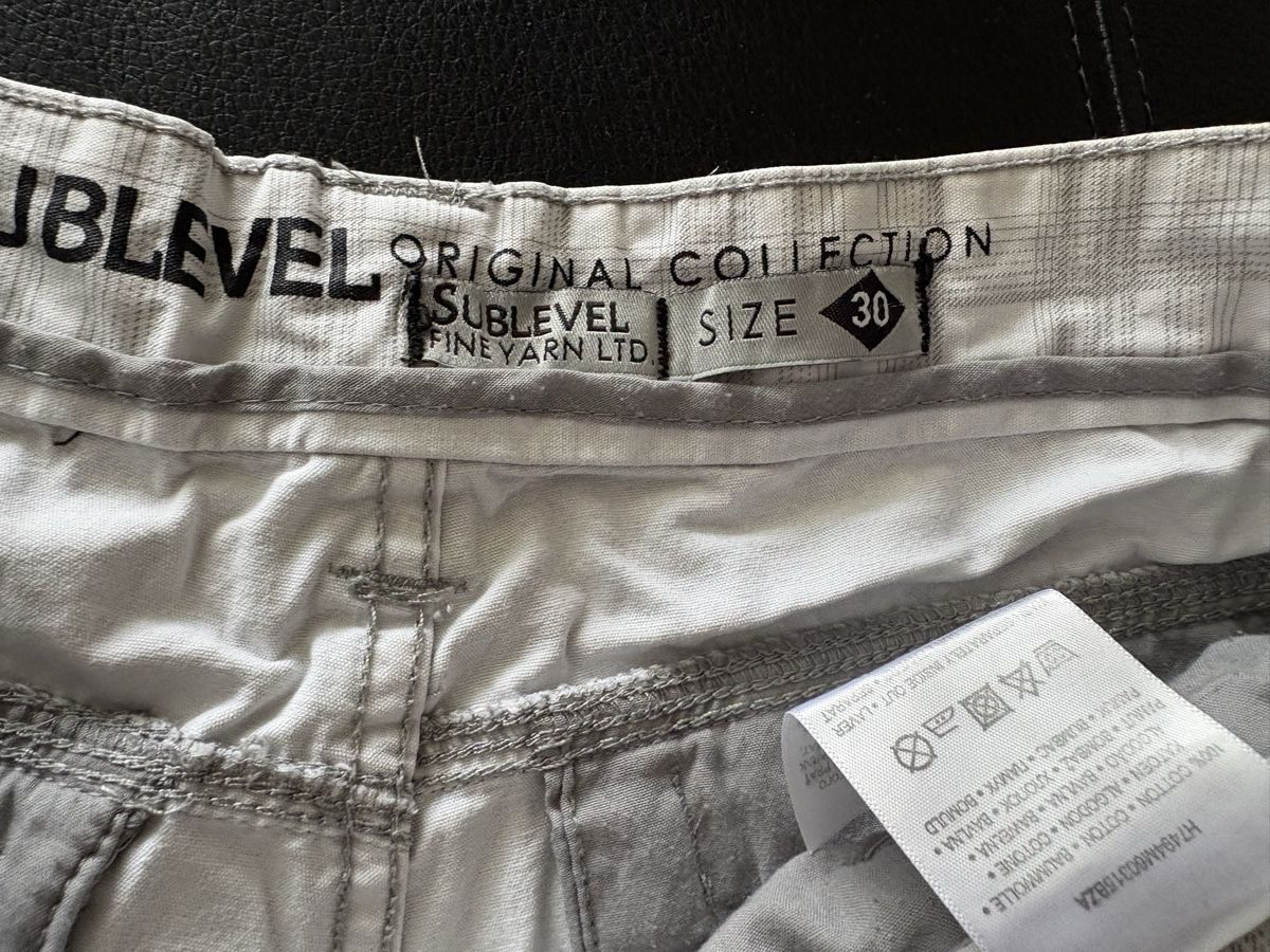 Pantaloni: Sublevel Cargo Shorts kariert Gr. 30 – Usato da Beromünster venduto da msklef 2