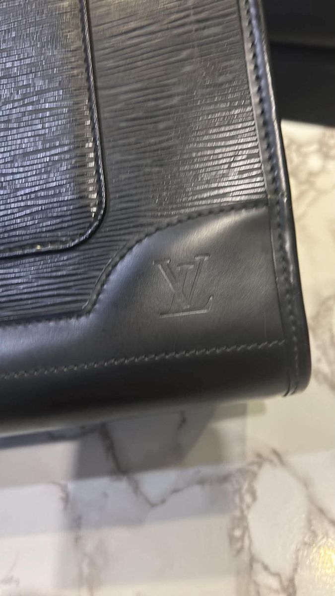 Louis Vuitton Borse da donna: LOUIS VUITTON Epi Madeleine Black – Usato da Widnau venduto da Pukpan_99 6