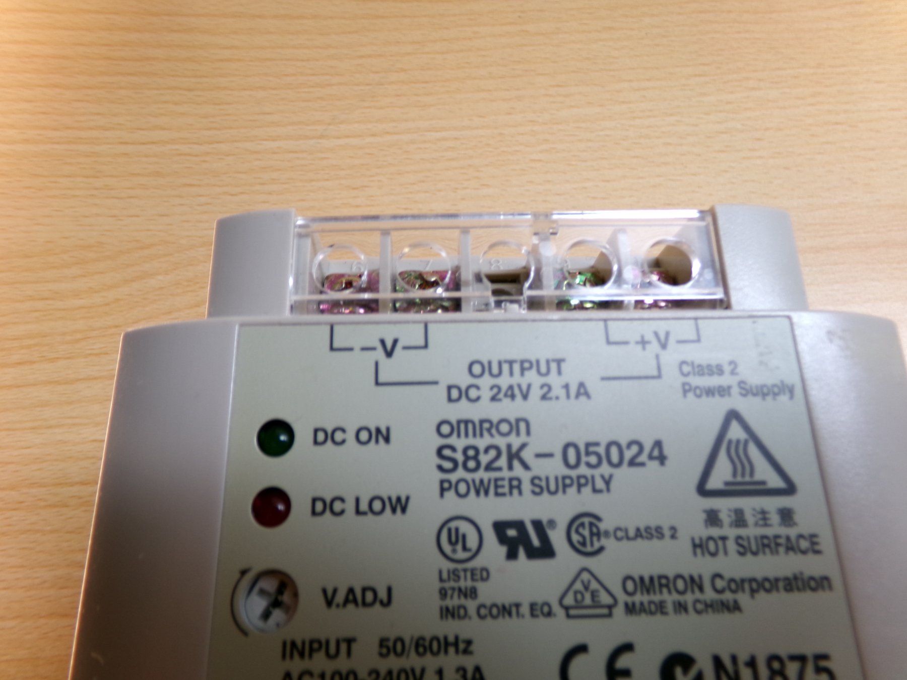 Componenti elettronici: Spannungsversorgung 24V 2,1A Omron – Usato da Hombrechtikon venduto da Maloev17 1