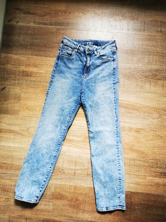 Helle Jeans von H&M, High Waist, Top Zustand, Gr. 38