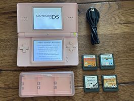 Nintendo DS Lite Konsole rosa mit Spielen und Zubehör