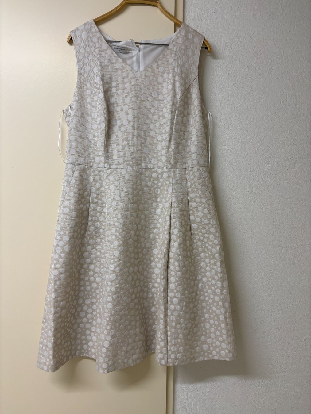 Gerry Weber Robes: GERRY WEBER Damen elegante Kleid  Gr..EU 42 – D'occasion à Wallisellen par ASZT 3