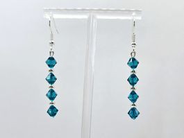 Ohrringe mit Swarovski Kristall in Emerald Grün