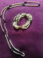 lot bijoux en perles et argent couleur or