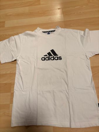 Adidas T-Shirt weiss, Grösse M, guter Zustand