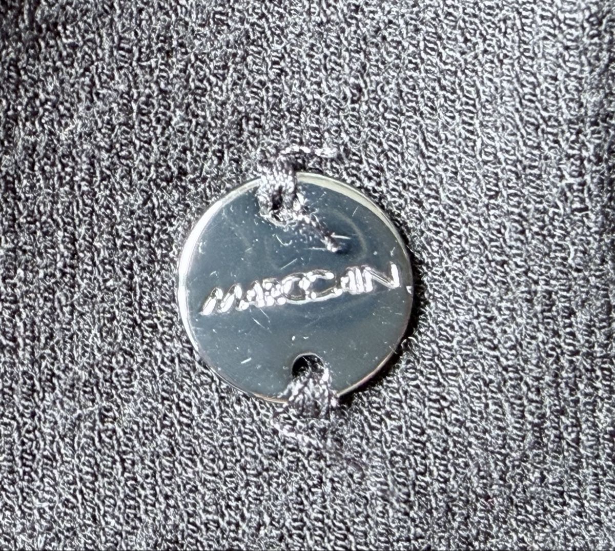 Marc Cain Giacche: Marc Cain Strickjacke schwarz Gr.M, mit Taschen – Usato da Nürensdorf venduto da salut 2