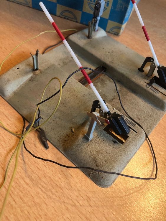 Bahnübergang Eingleisig Für Modelleisenbahn Nenngröße 00 - 168mm